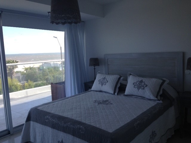 Departamento a la venta en Manantiales 