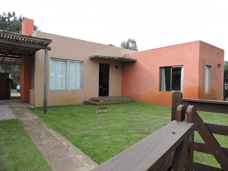 Casa en alquiler con piscina en El Tesoro