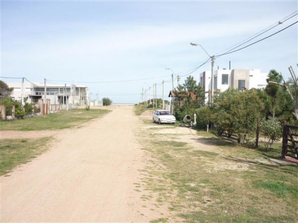 Lote de 450 M2 a media cuadra del mar