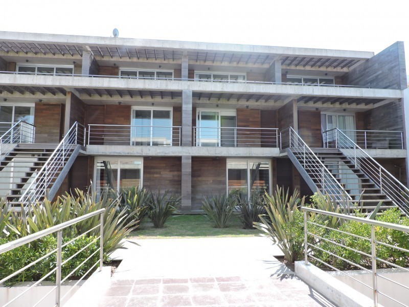 Departamento frente al mar en Montoya.