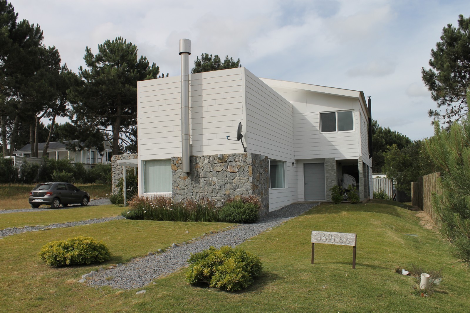 Linda Casa con jardin en Alquiler en Pinar del Faro
