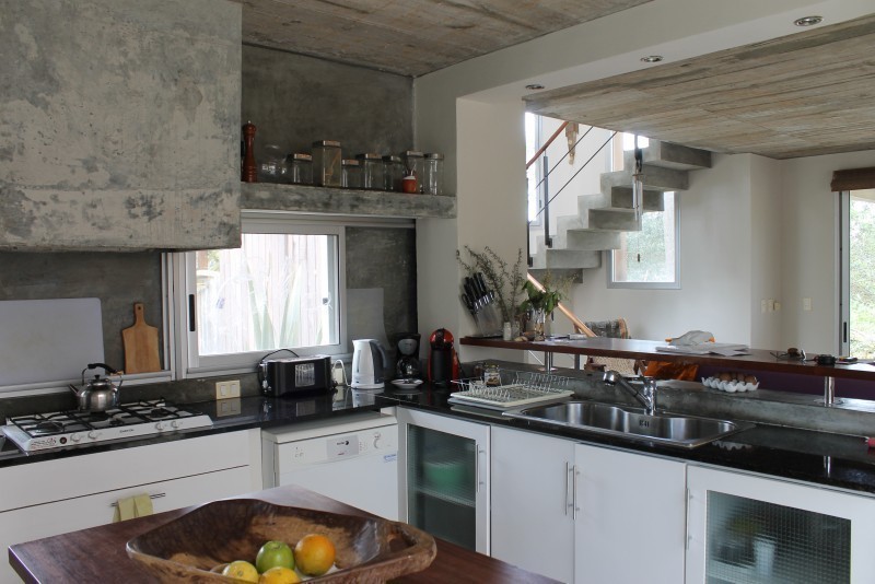 Muy linda casa en alquiler en Laguna Blanca