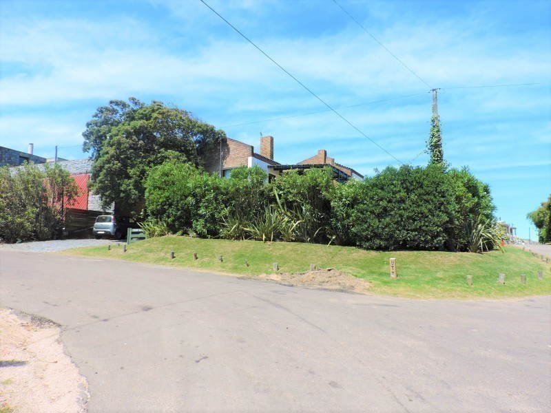 Excelente casa de la ruta al mar en La Barra en La Desembocadura