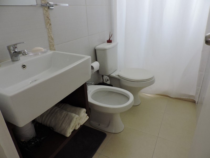Casa en alquiler en Villa del Bosque
