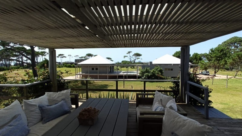 Amplia casa en Pinar del Faro Jose Ignacio