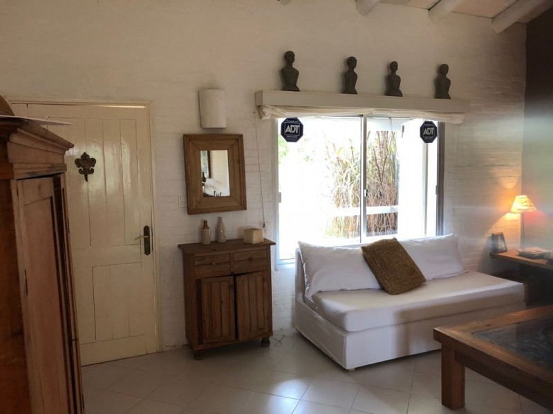 Linda casa en alquiler en Montoya