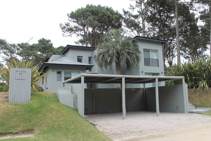 Importante residencia en lo mejor de Pinar del Faro