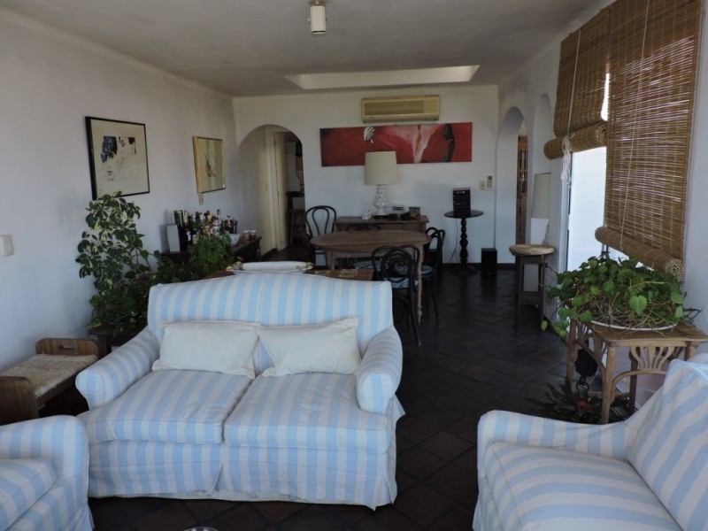 Amplio depto con excelente vista Montoya en venta  