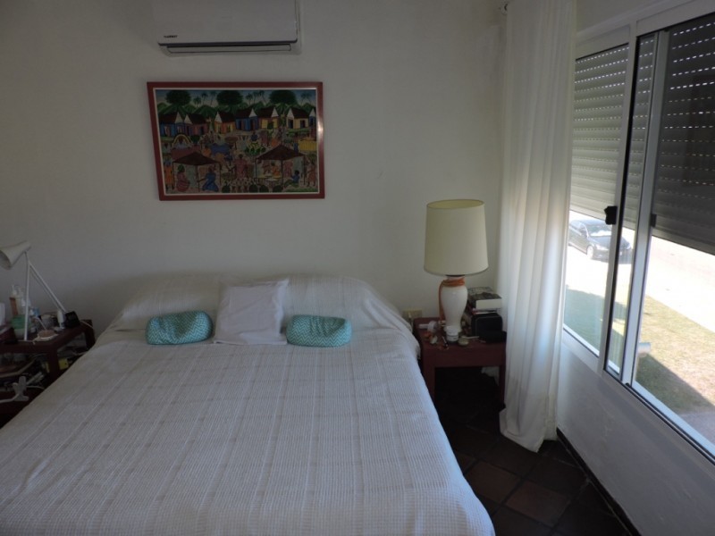 Amplio depto con excelente vista Montoya en venta  