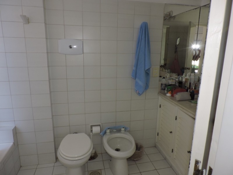 Amplio depto con excelente vista Montoya en venta  
