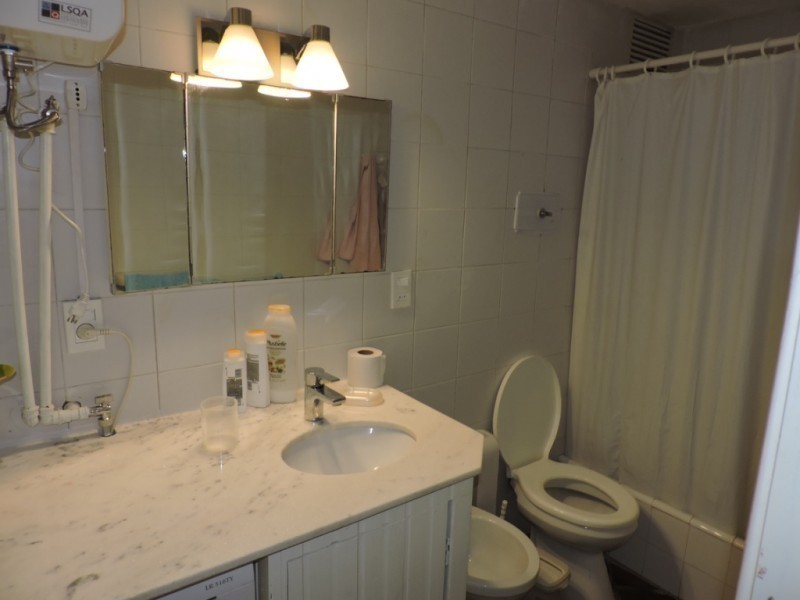 Amplio depto con excelente vista Montoya en venta  