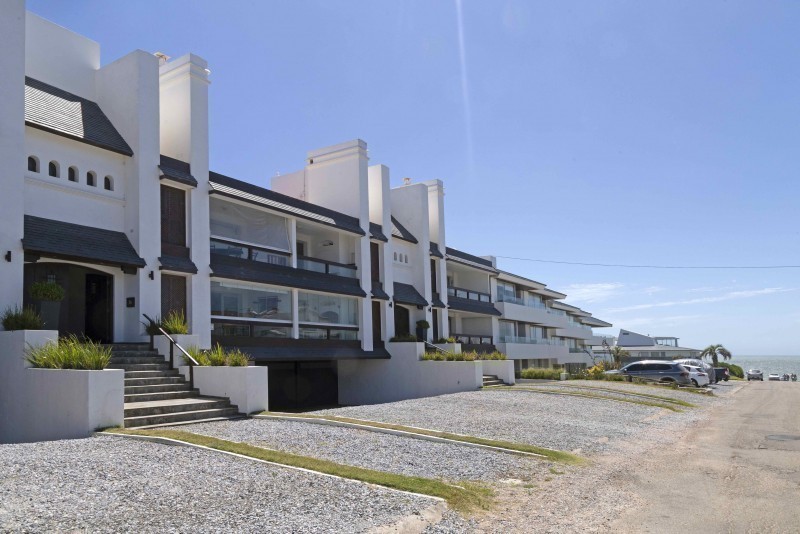 Excelente departamento de 2 dormitorios en Montoya
