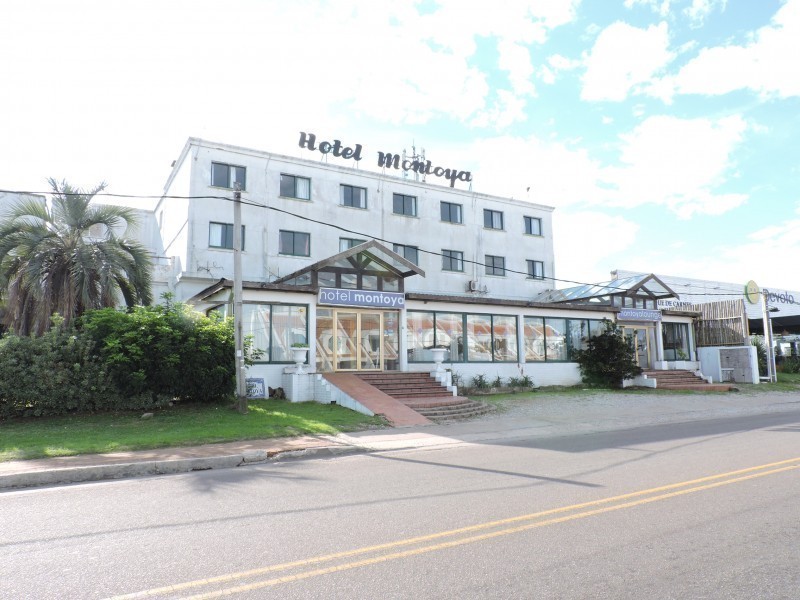 Hotel en venta en La Barra Montoya sobre ruta 10