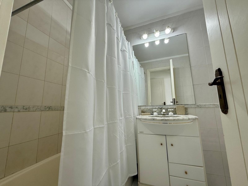 Esturión Uno Penthouse en alquiler y venta en Montoya