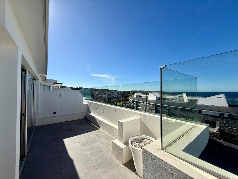 Esturión Uno Penthouse en alquiler y venta en Montoya