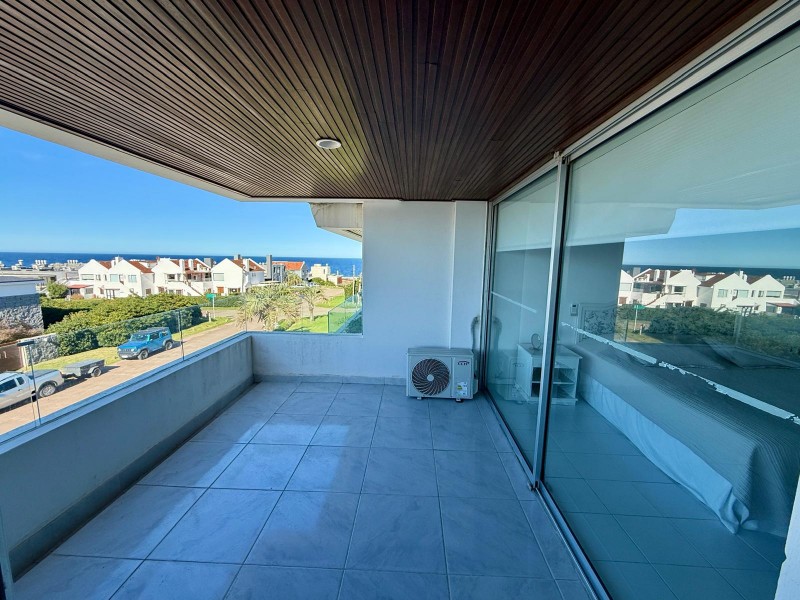 Esturión Uno Penthouse en alquiler y venta en Montoya