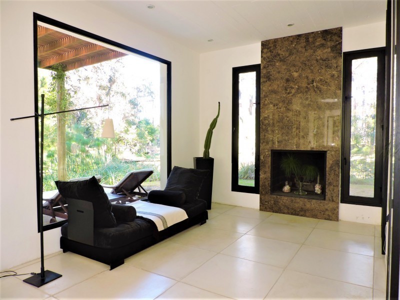 Excelente Casa en alquiler en Laguna Blanca 