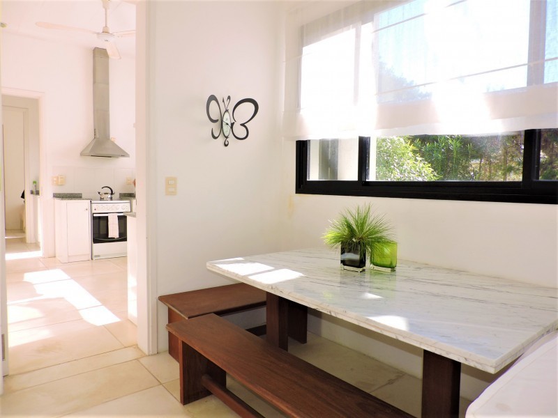 Excelente Casa en alquiler en Laguna Blanca 