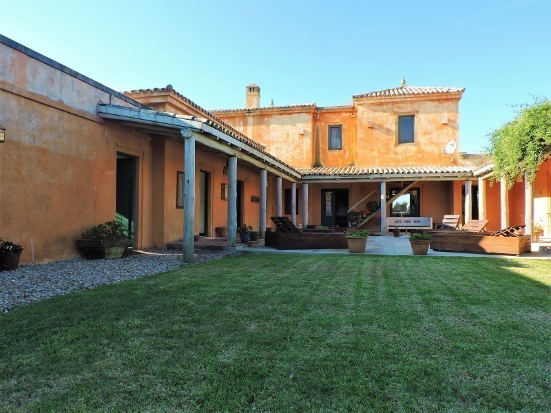 Lindisima casa de Estilo Italiano en alquiler