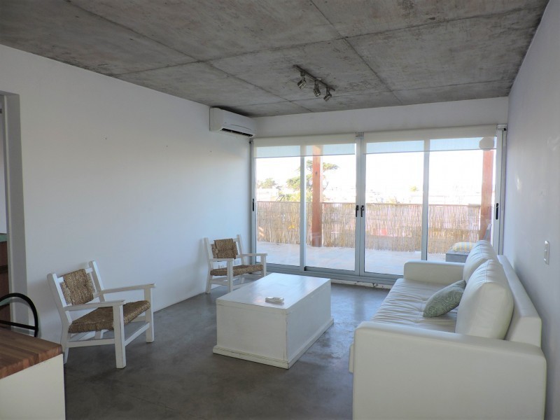 Departamento en venta y Alquiler anual en Manantiales