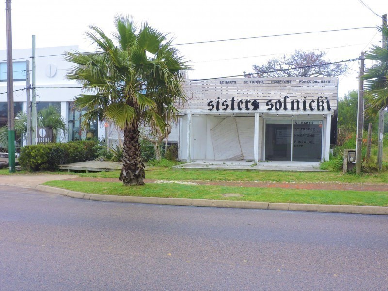 Local comercial sobre Ruta 10 en Manantiales