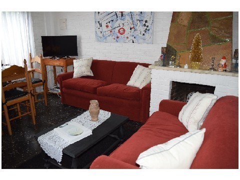 Interesante casa apta para local comercial sobre Ruta 10 Manantiales