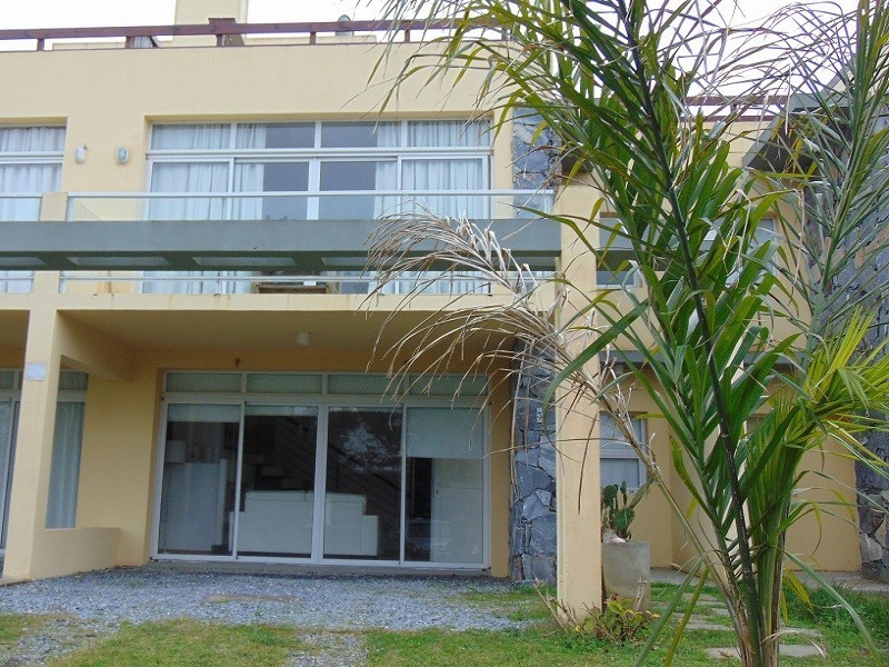 Departamento en alquiler en Manantiales 