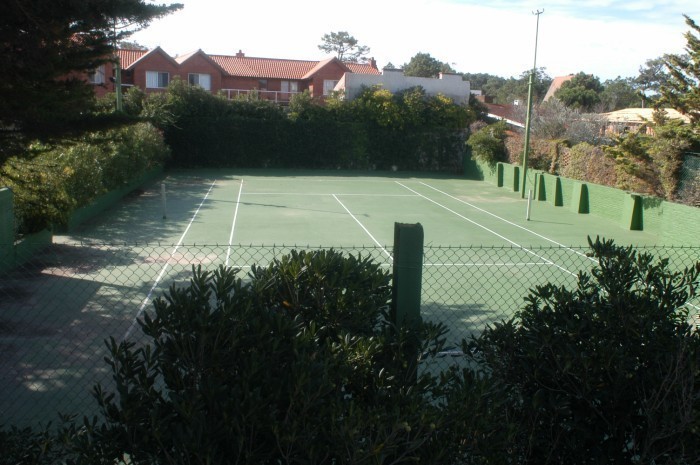 Casa frente al mar con cancha de Tenis