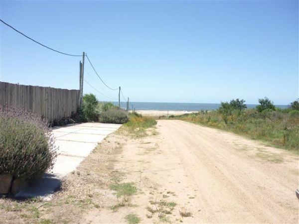 Terreno en venta en Altos de Punta Piedras.