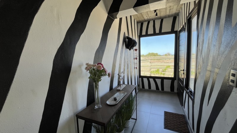 Casa en venta y alquiler en Montoya con vista al mar