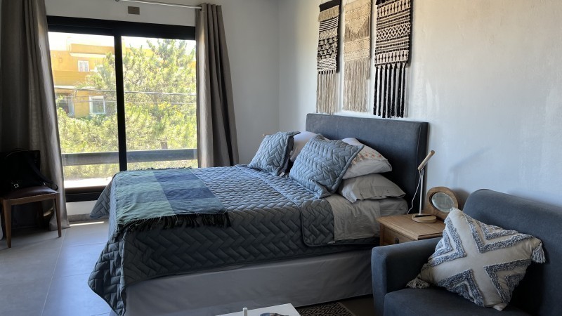 Casa en venta y alquiler en Montoya con vista al mar