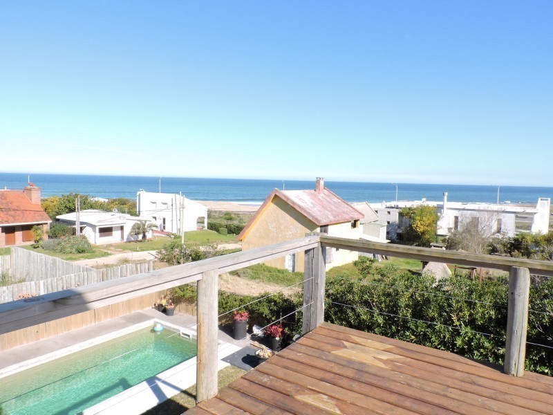 Muy linda Casa en El Chorro con vista al mar