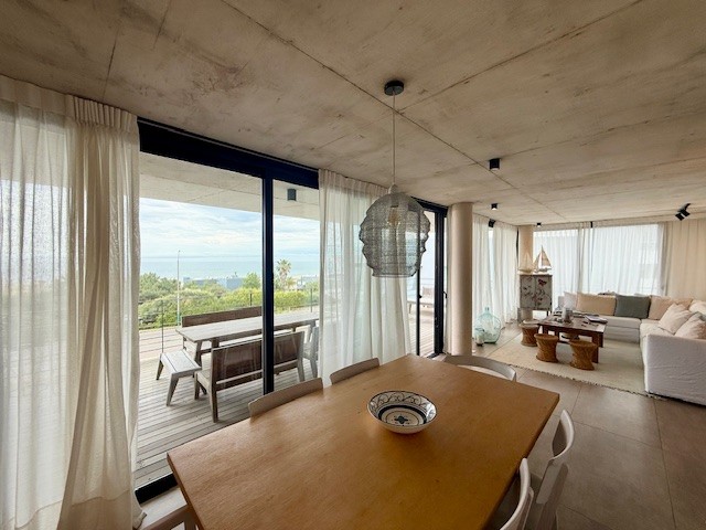 Excelente depto esquinero en Proyecto de Manantiales