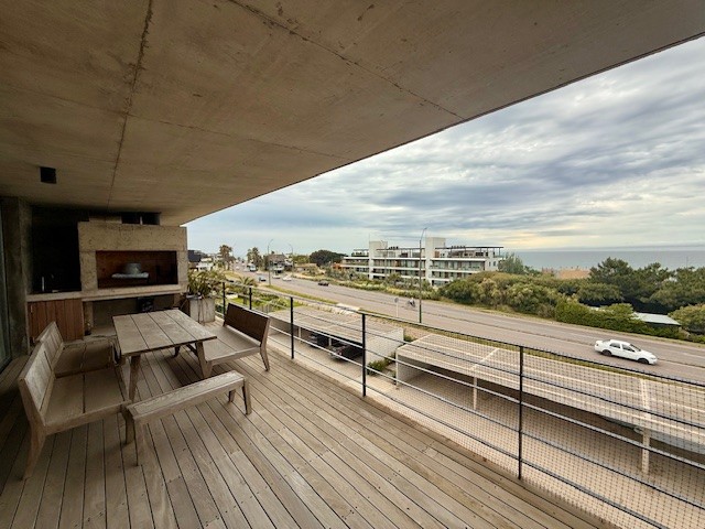 Excelente depto esquinero en Proyecto de Manantiales