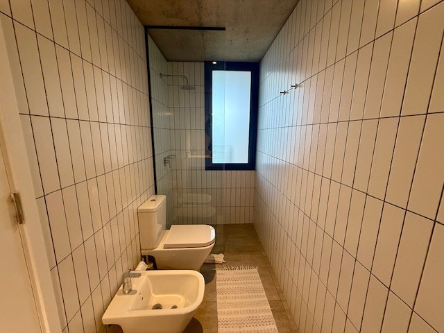 Excelente depto esquinero en Proyecto de Manantiales