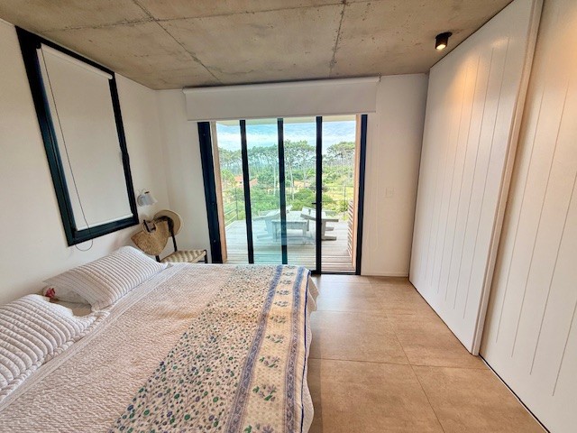 Excelente depto esquinero en Proyecto de Manantiales