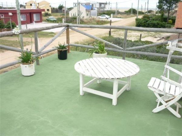 Casa en alquiler en Balneario Buenos Aires.