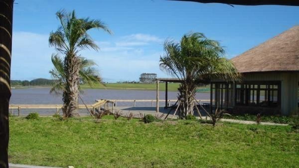 Excelente lote de 4.000 mts en barrio privado en Manantiales