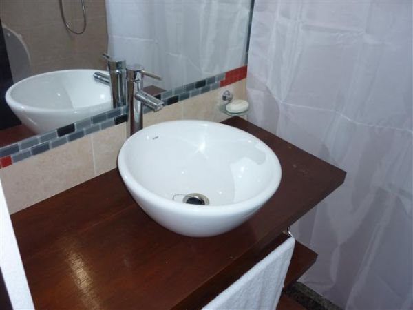 Casa a estrenar a  metros del mar.