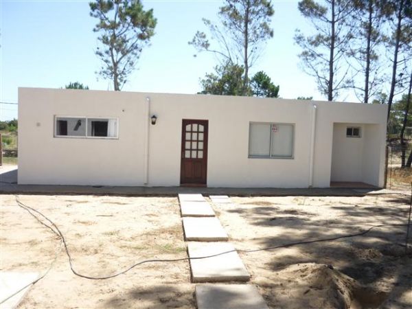 Casa a estrenar a  metros del mar.