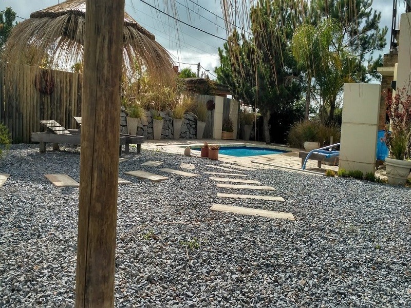 Casa en alquiler en Balneario Buenos Aires.