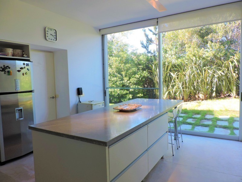 Espectacular casa en Laguna Blanca primera linea