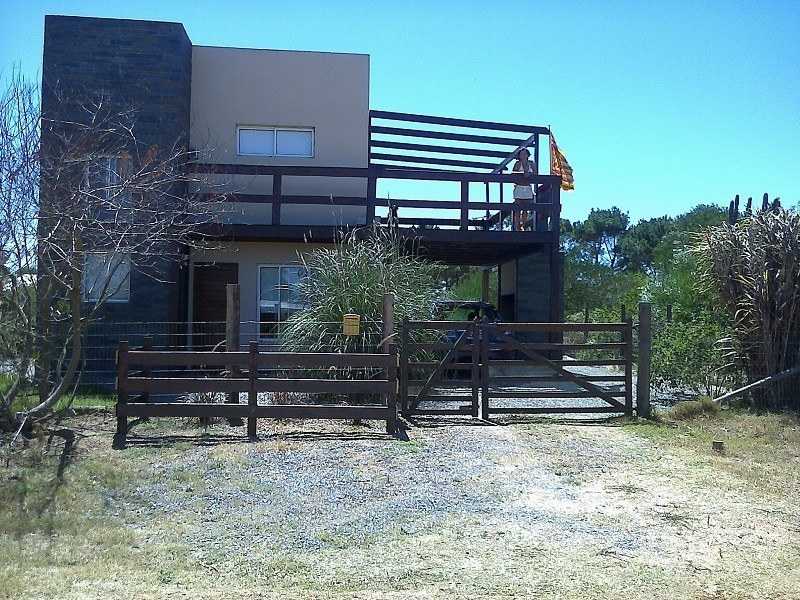 Casa en alquiler Balneario Buenos Aires 