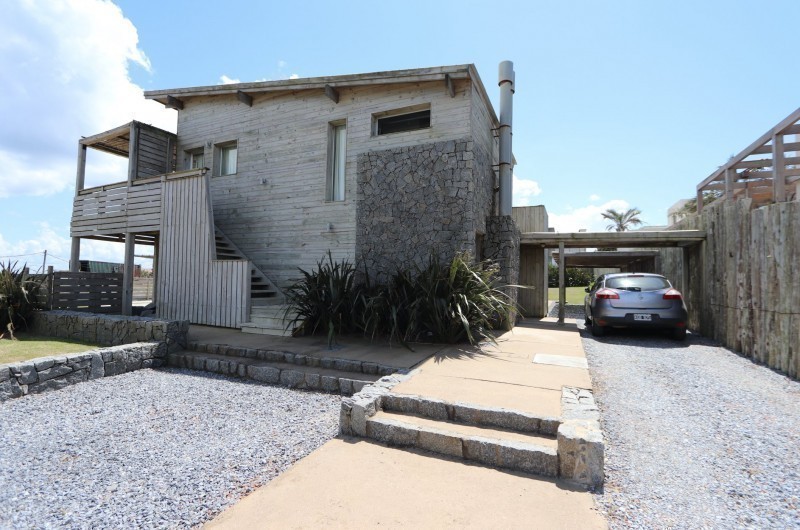 Casa en el pueblo de José Ignacio con vista al mar