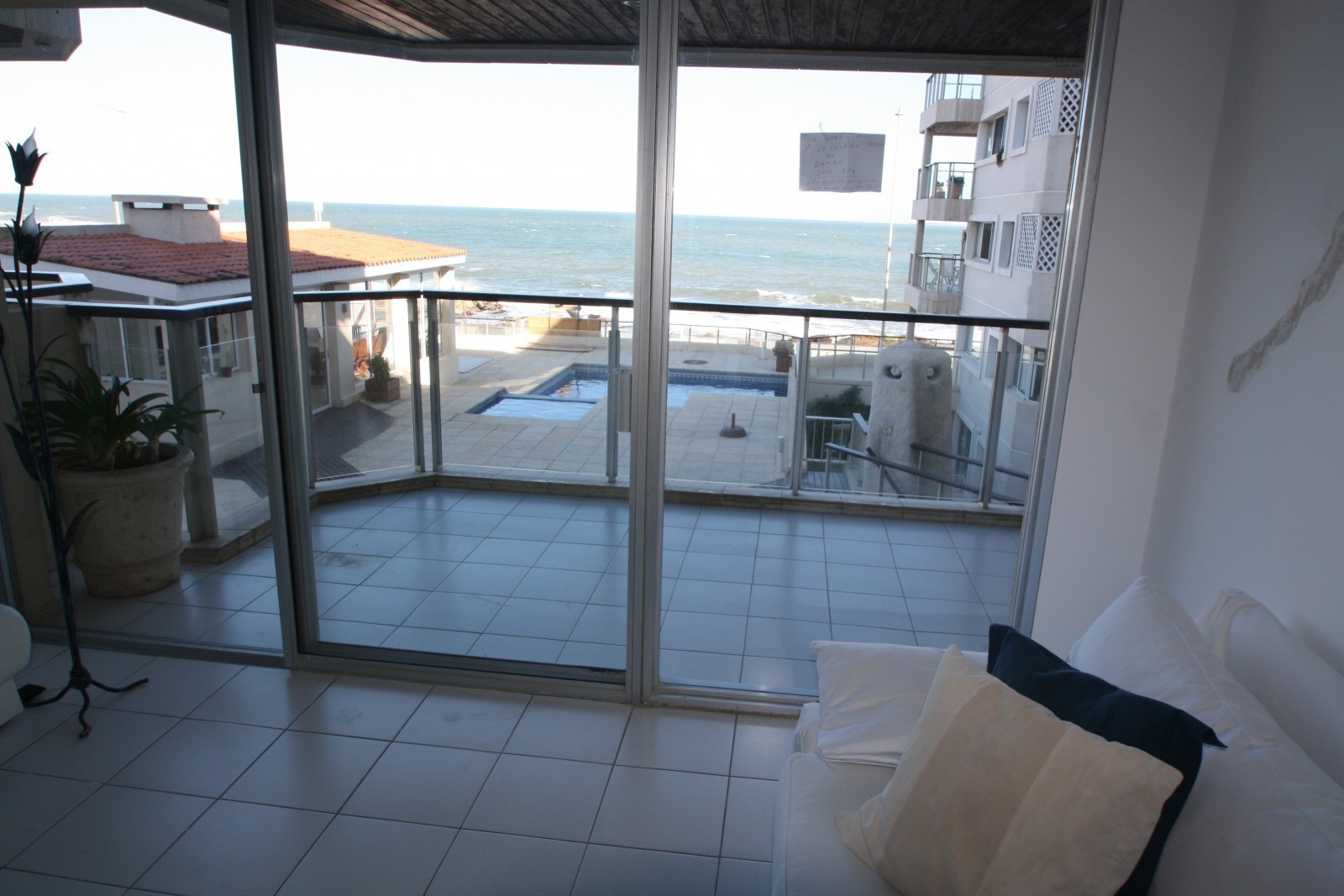Departamento en Península sobre la brava!!