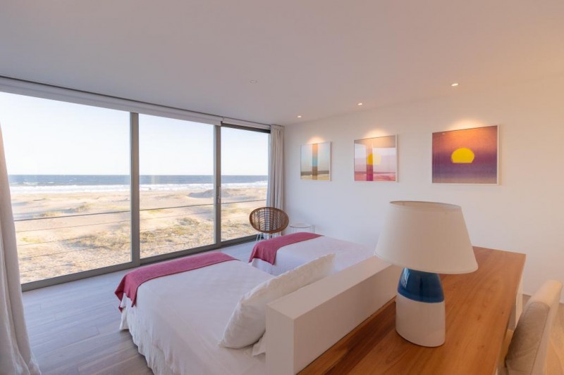 Estupenda casa sobre el mar en Arenas de José Ignacio