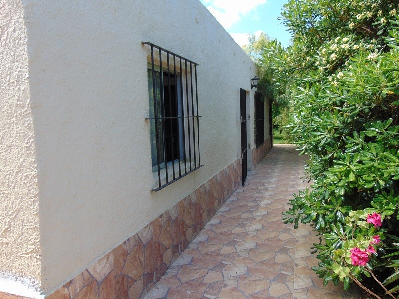 Casa en venta y alquiler Balneario Buenos Aires 