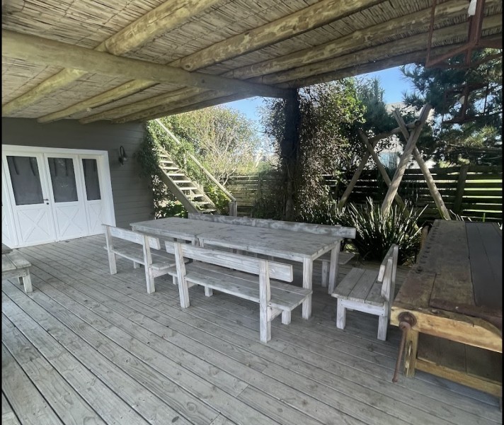 Muy linda casa con vista en Club de Mar