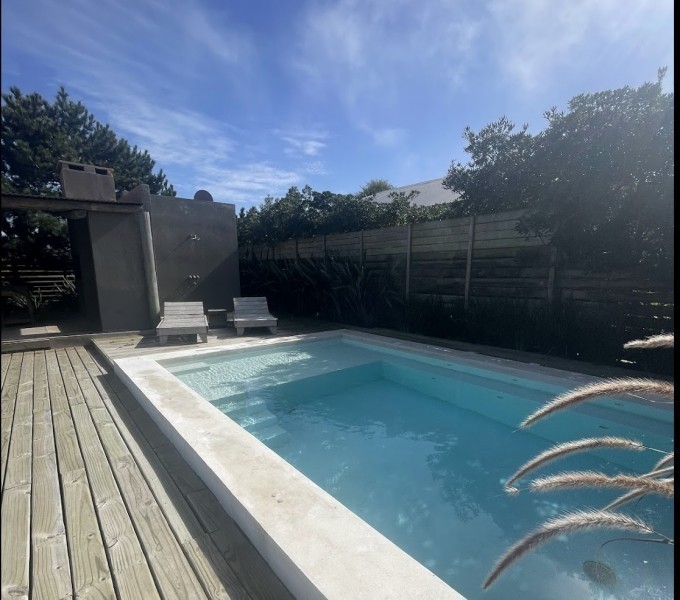 Muy linda casa con vista en Club de Mar