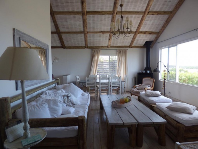 Muy linda casa con vista en Club de Mar